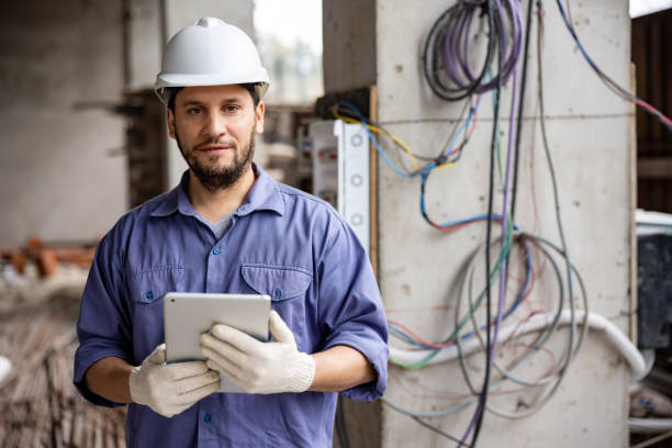 Best Affordable Emergency Electrician  in Warrensburg, MO